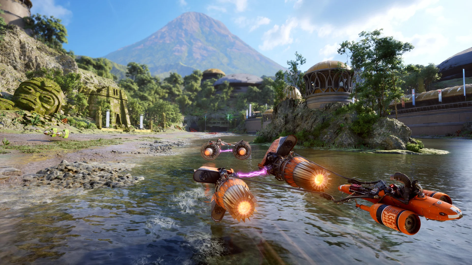 Ein Podracer fliegt durch einen Fluss.